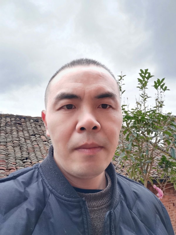 无悔的第一张照片--新田残疾人相亲网